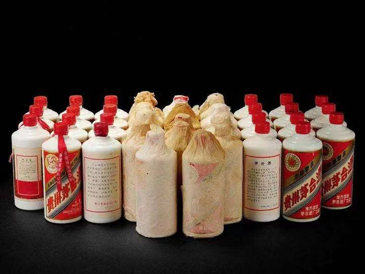 洛江老酒回收上门哪里回收(附近上门回收茅台酒）?